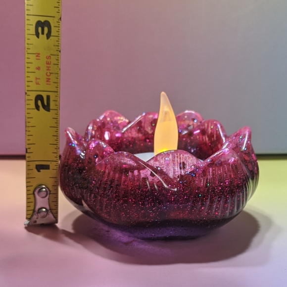 Glitter Resin Lotus Flower Tea Light Set of 2 - Picture 6 of 7